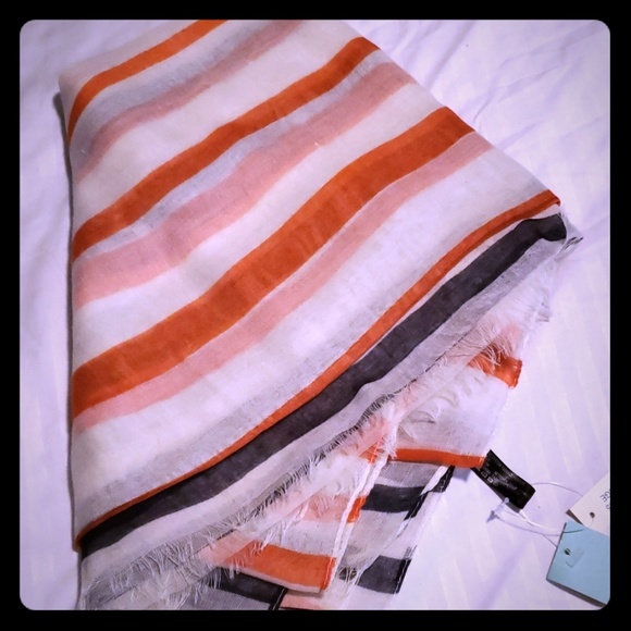 Octavia Scarf - Picture 1 of 3
